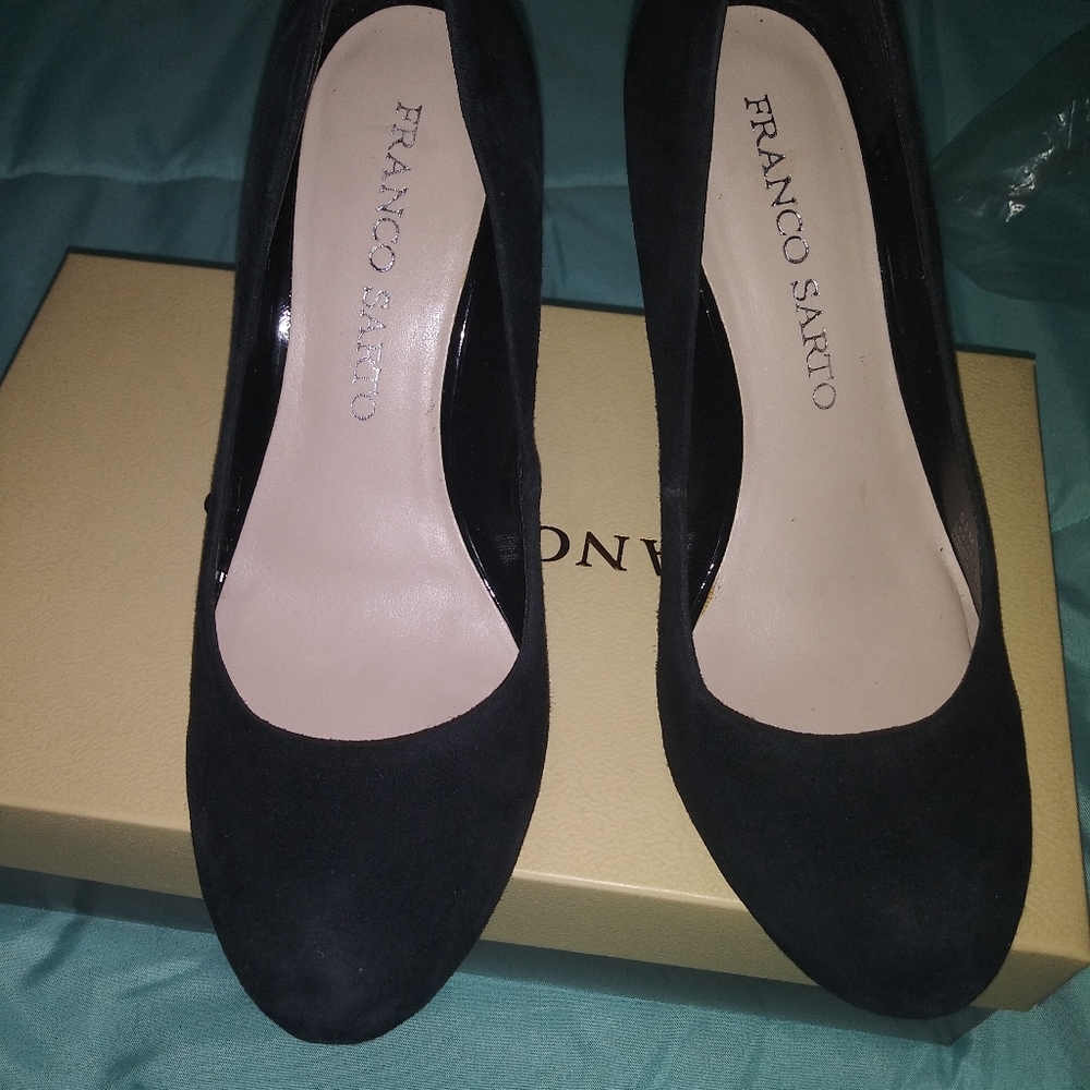 Franco Sarto Black Suede Heels 👠